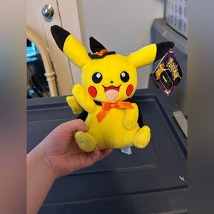 Pokemon Pikachu Plush 9” Halloween Witch Costume Tomy